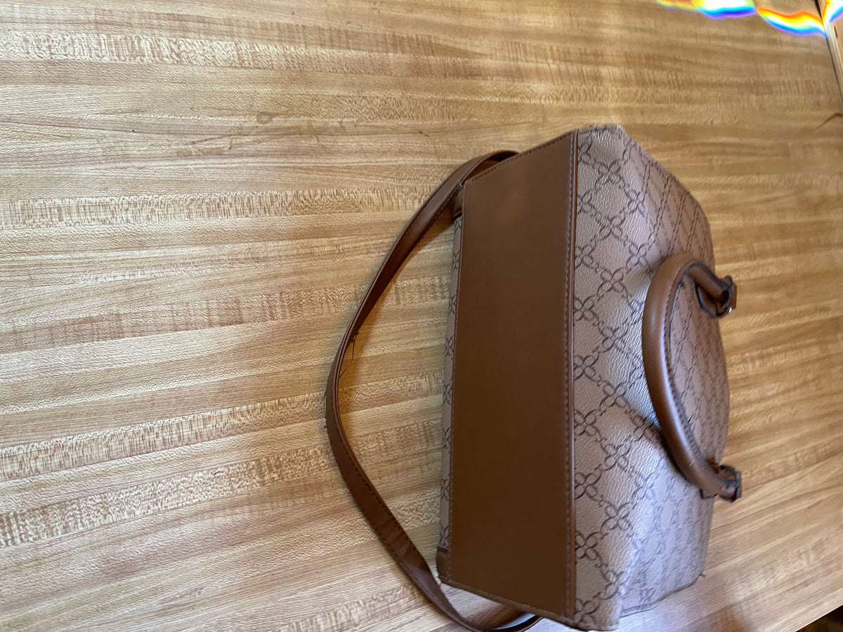 Nine West purse