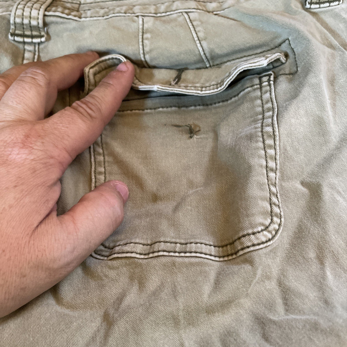 Torrid Pants 24 Flap Pockets Missing A Button On The Back Pocket