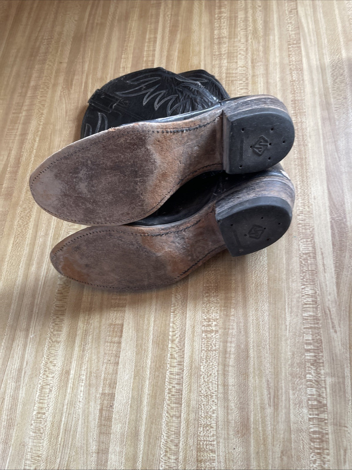nocona cowboy boots Beater 10.5