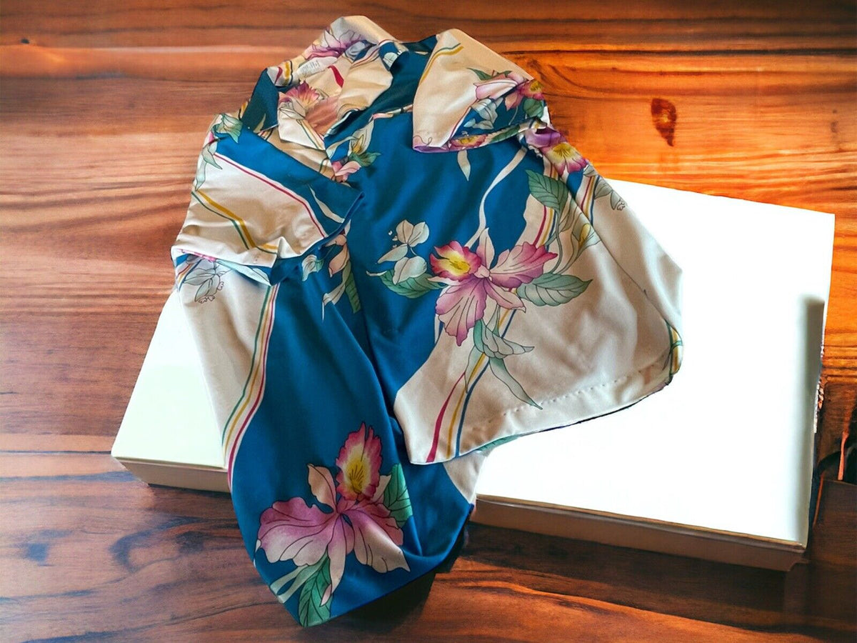 Hilo Hattie’s Hawaiian Shirt Large