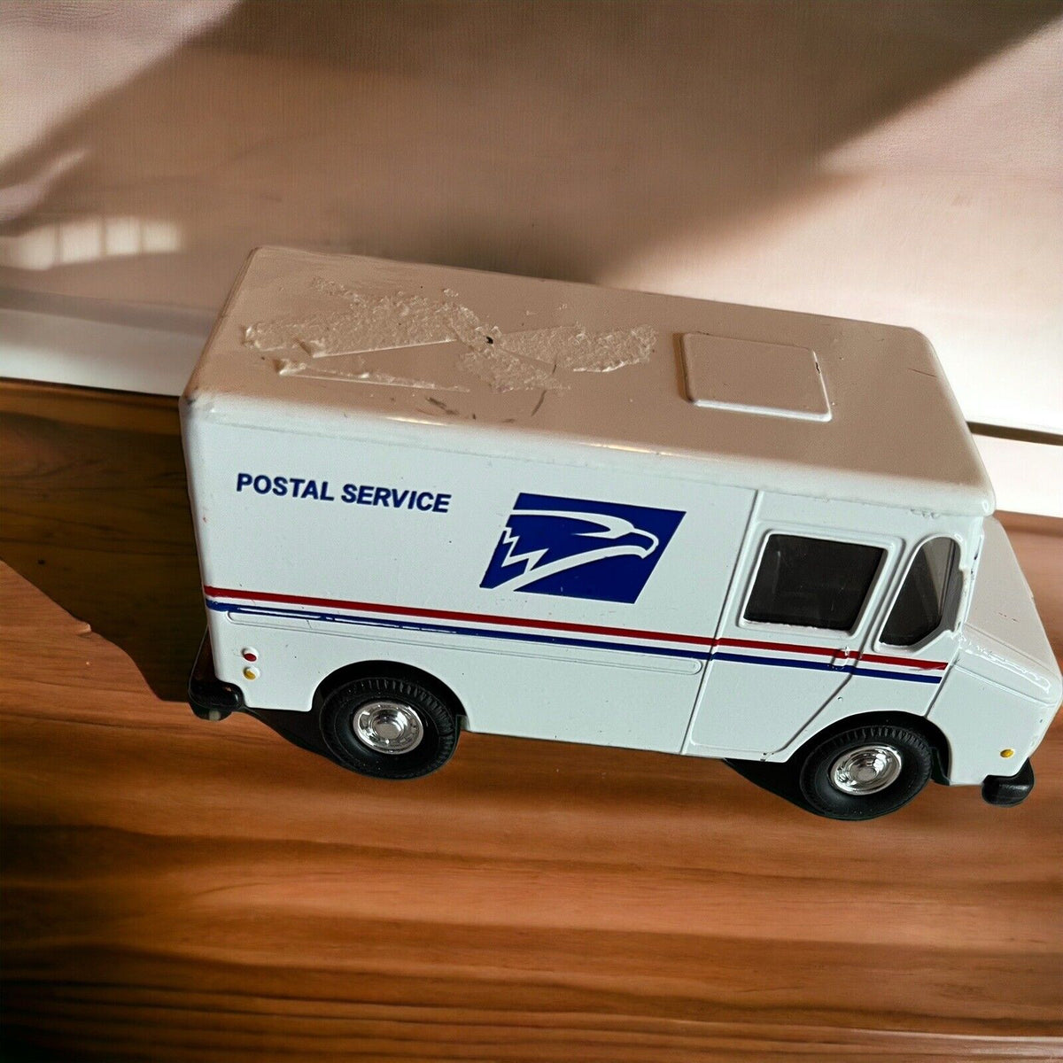 Diecast USPS Truck