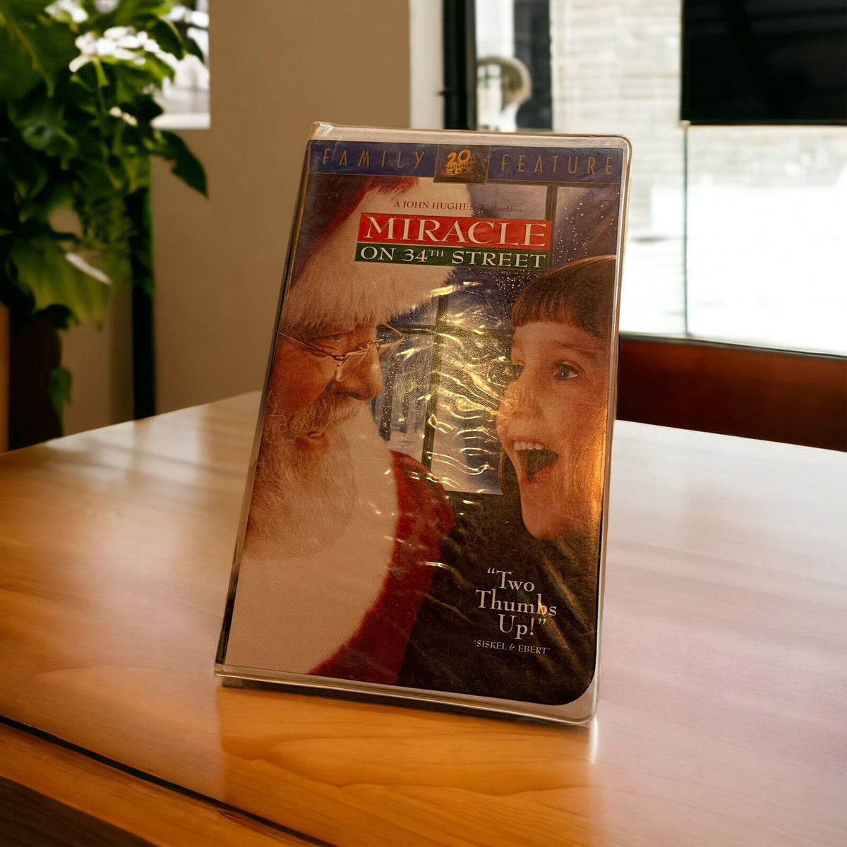 Miracle on 34th Street (VHS, 1995) Family Feature