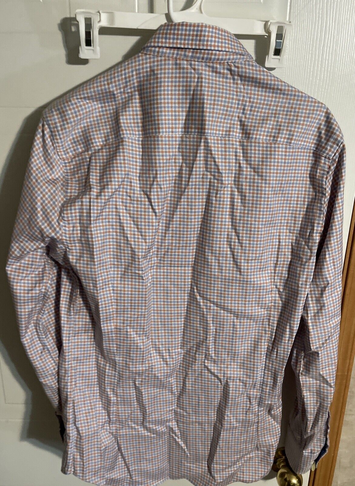 egara button up shirt Medium