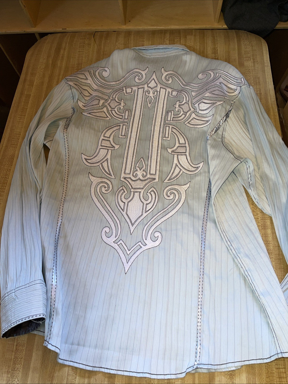 Roar Classic Embroidered Button Up Shirt XXL