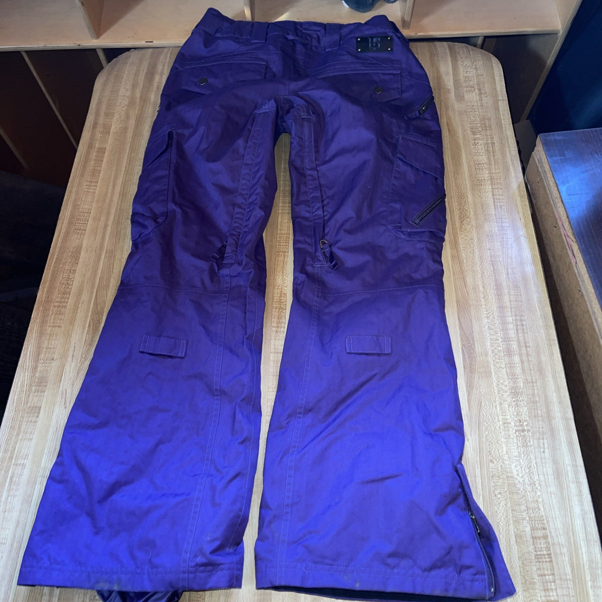 burton dryride snowboard pants Medium