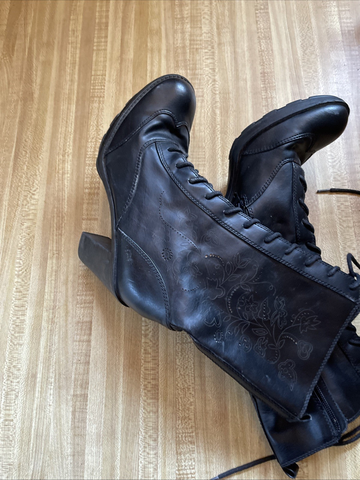 Arizona Side Zip Lace Up Boots 8