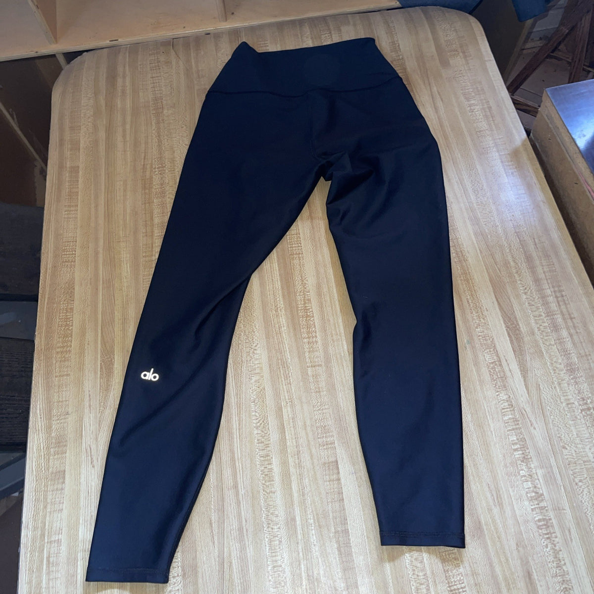 Alo Leggings Small