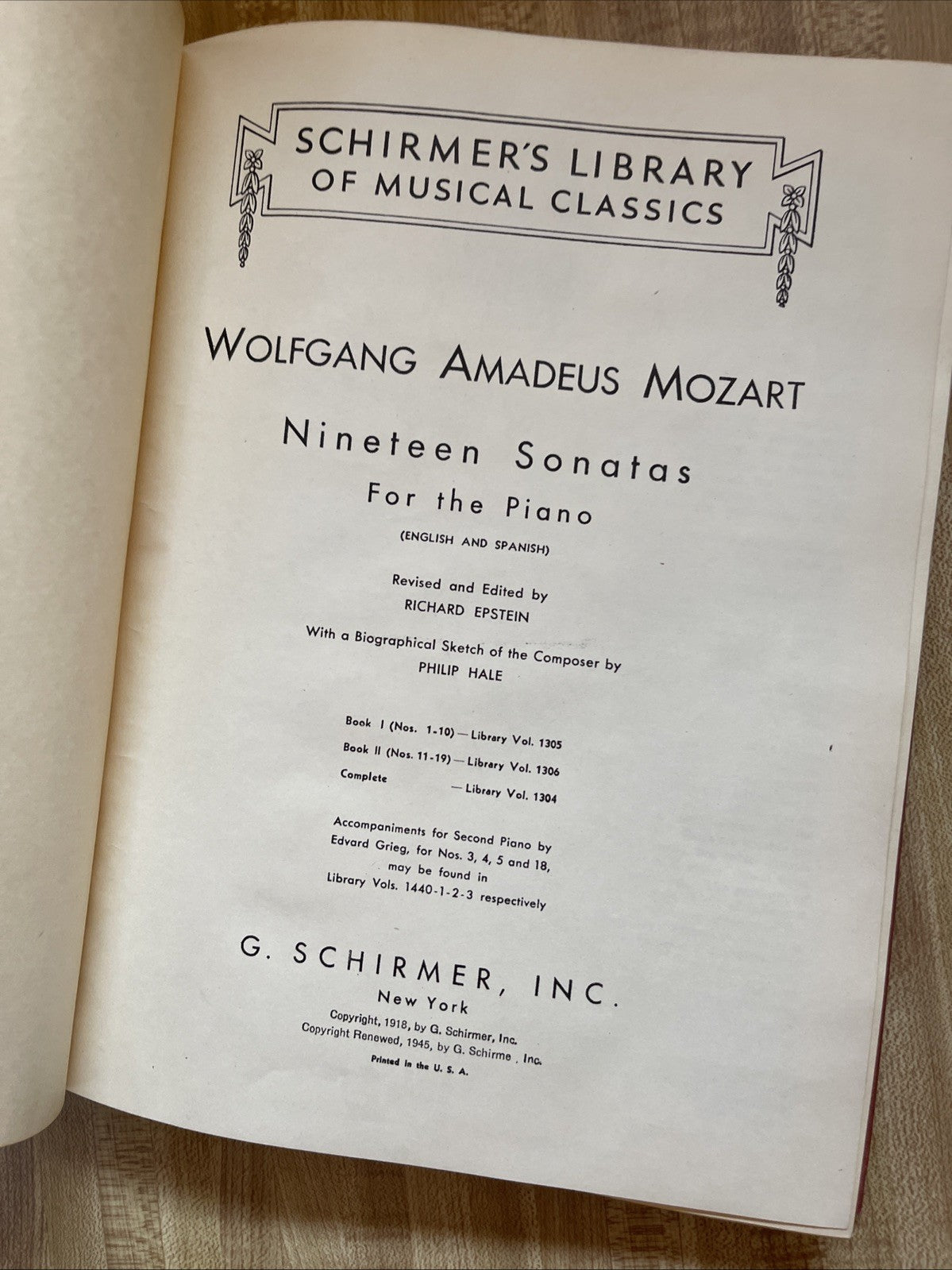 Mozart Complete Sonatas For The Piano Hardcover