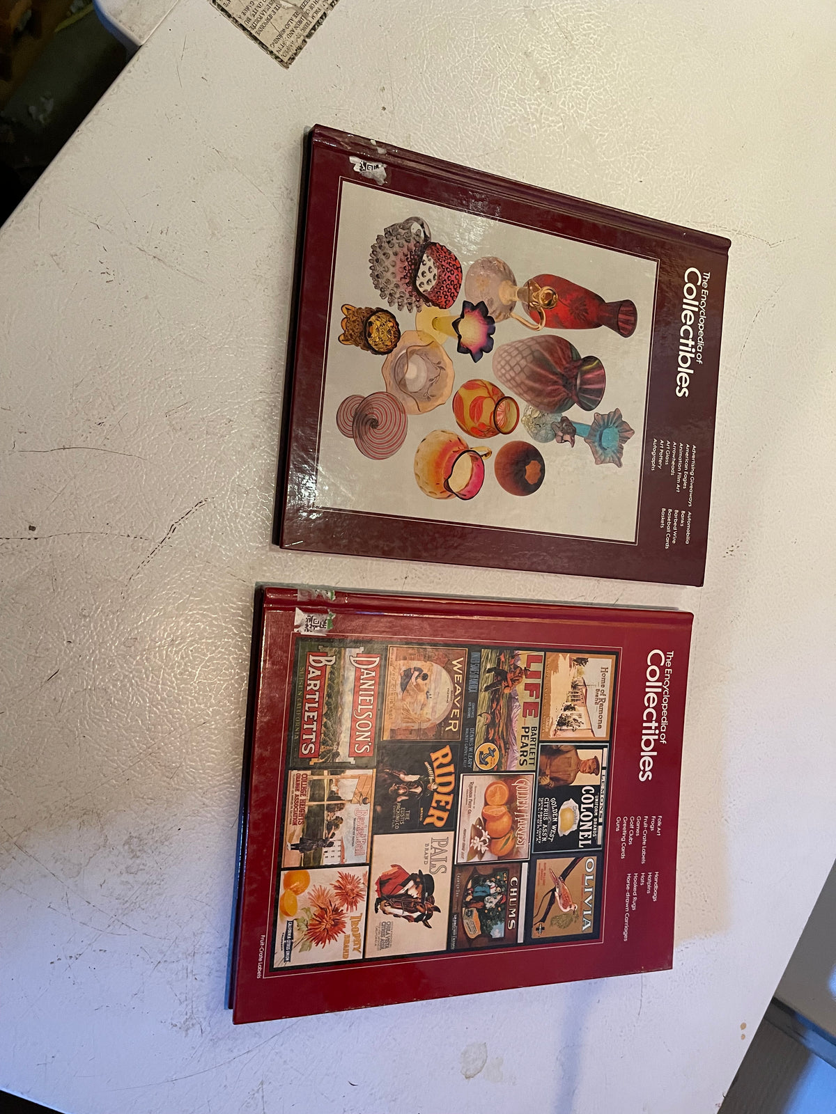The encyclopedia of collectibles hardcover book lot