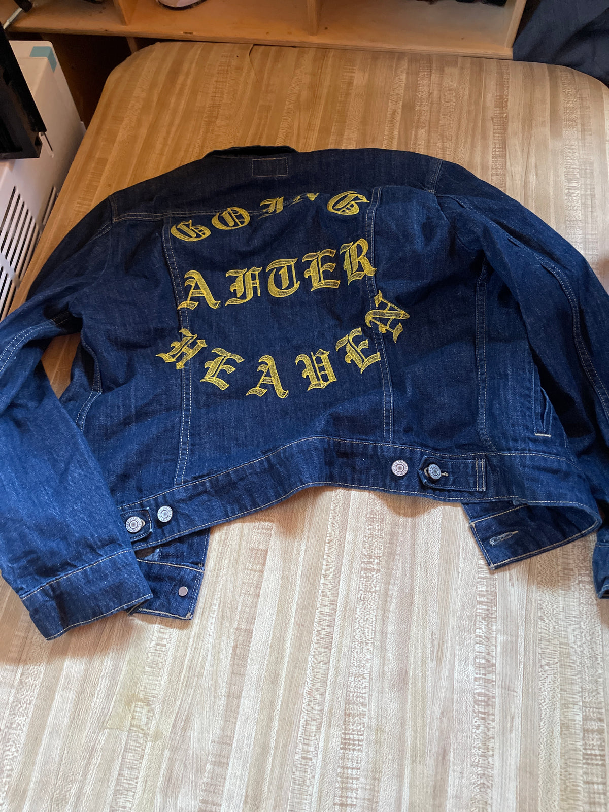 Levi’s denim jacket Large
