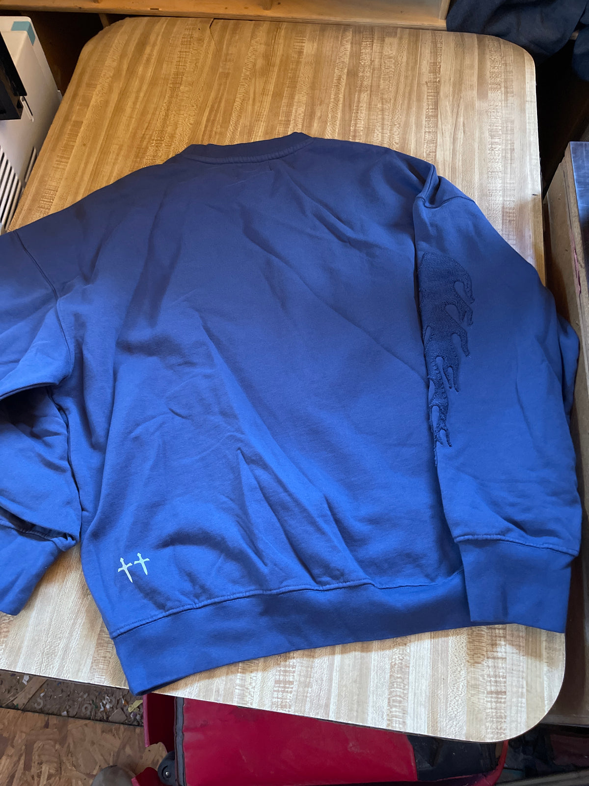 Saint morta sweatshirt Large