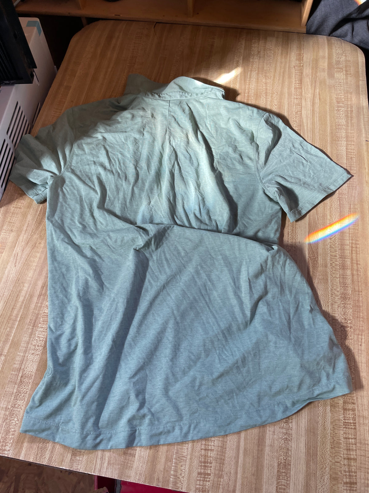 Lululemon polo Large