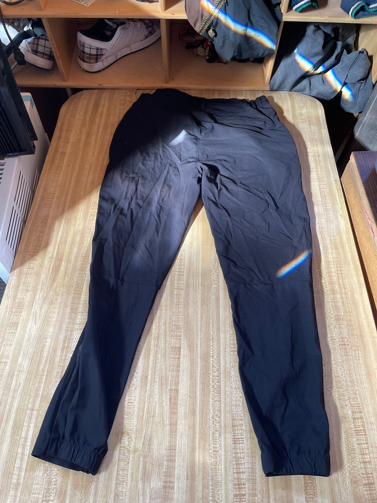 Cuts pants medium