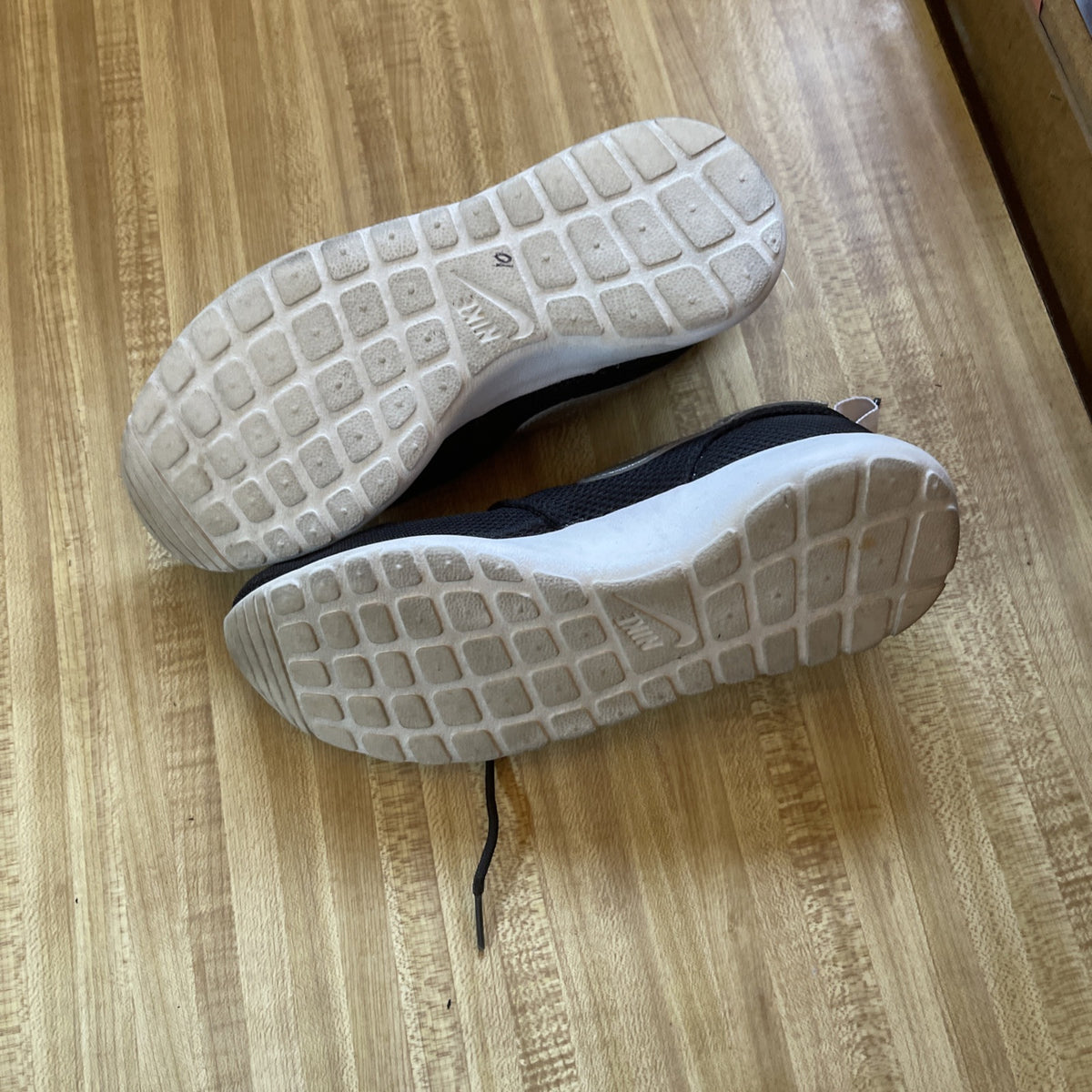 Nike Rosche Run 6.5Y