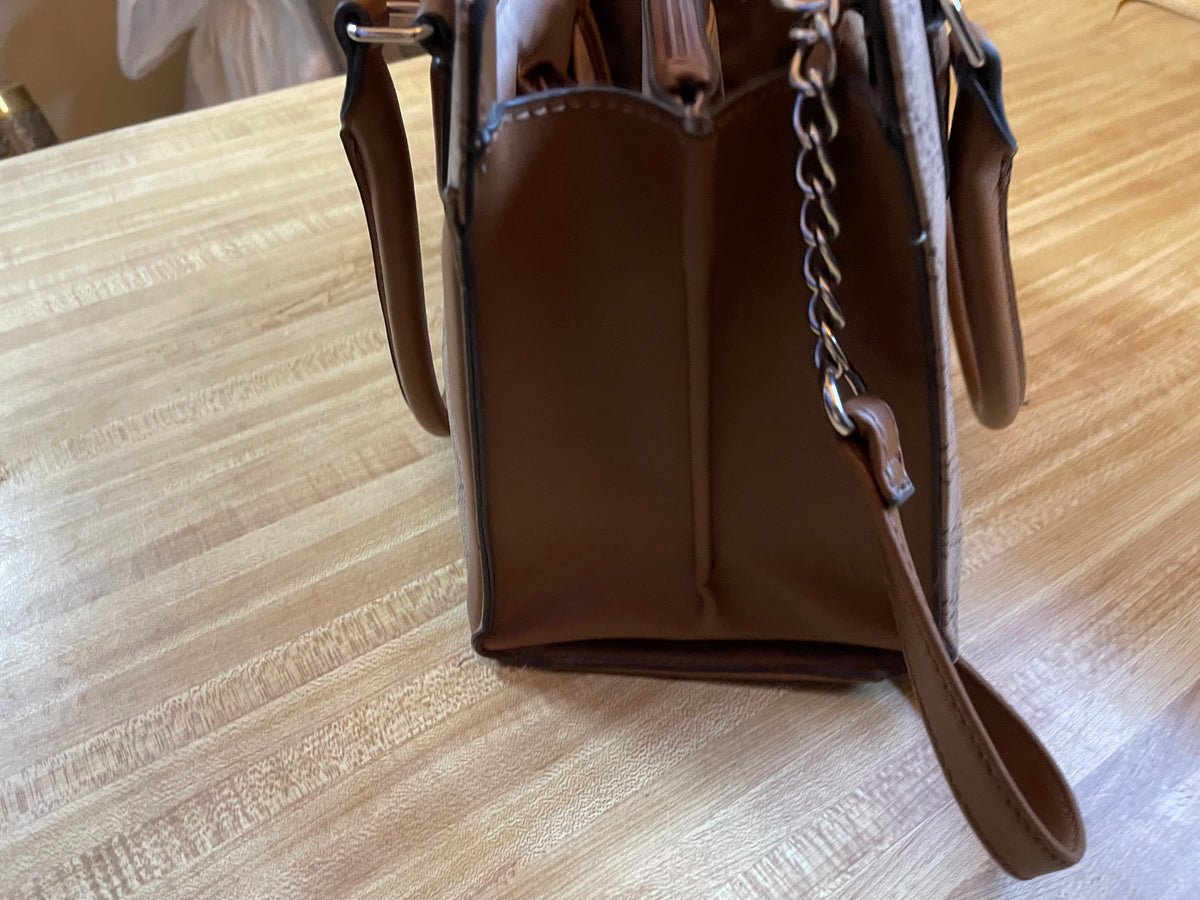 Nine West purse