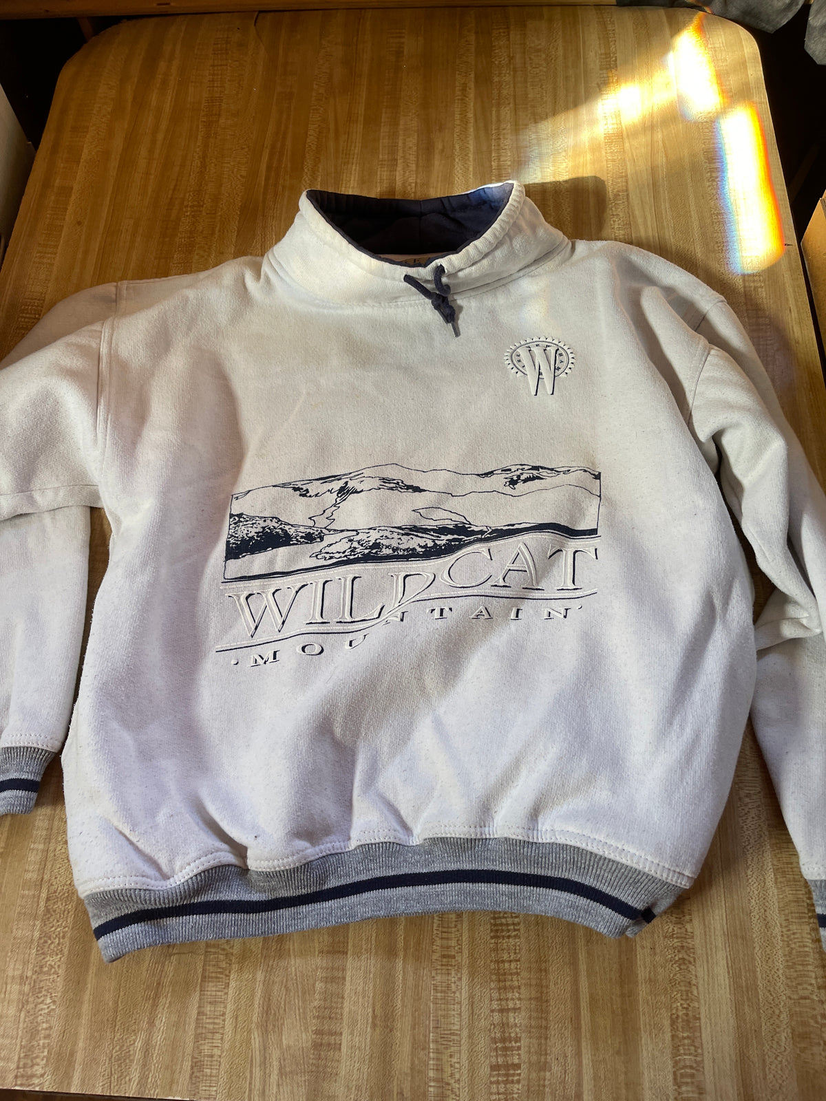 Vintage sweatshirt medium