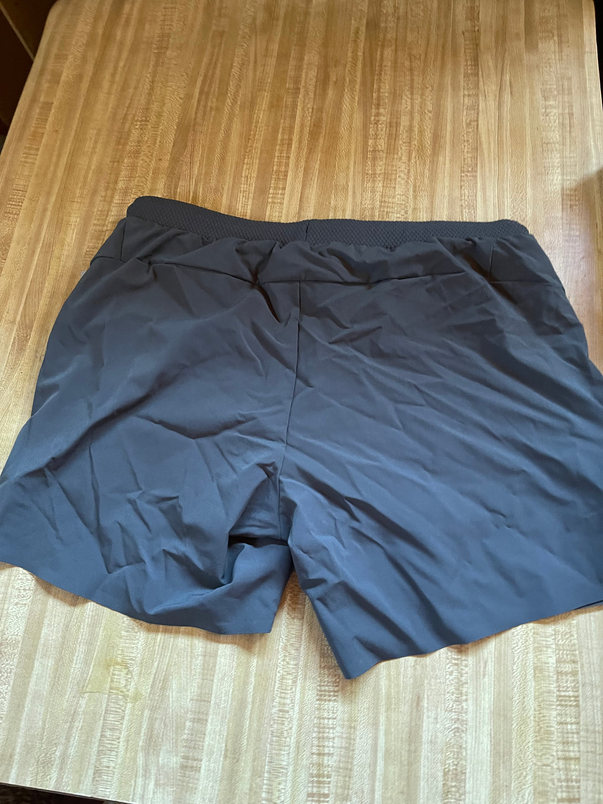 Bylt shorts xxl NWT