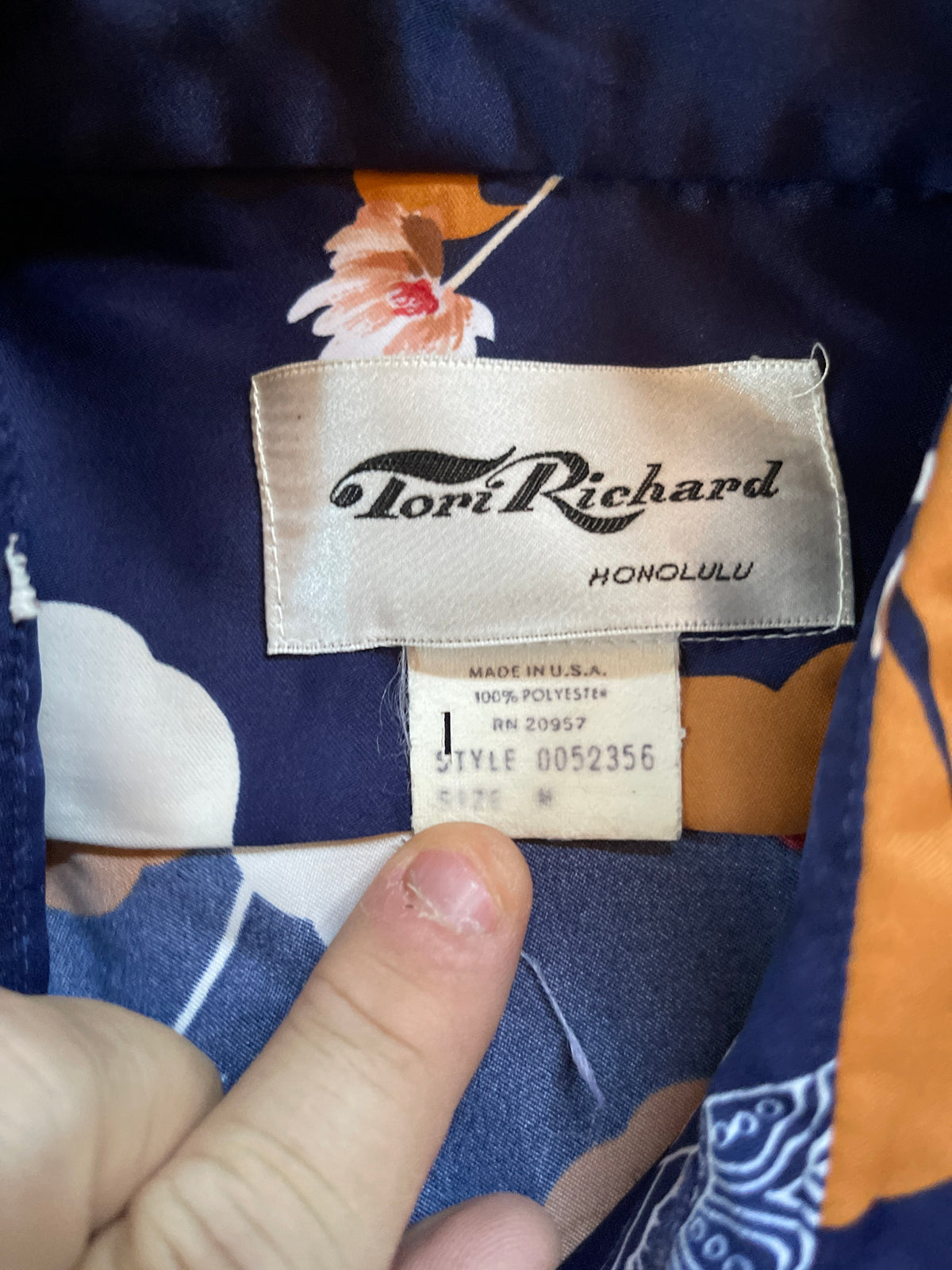 Vintage Tori Richard button up medium