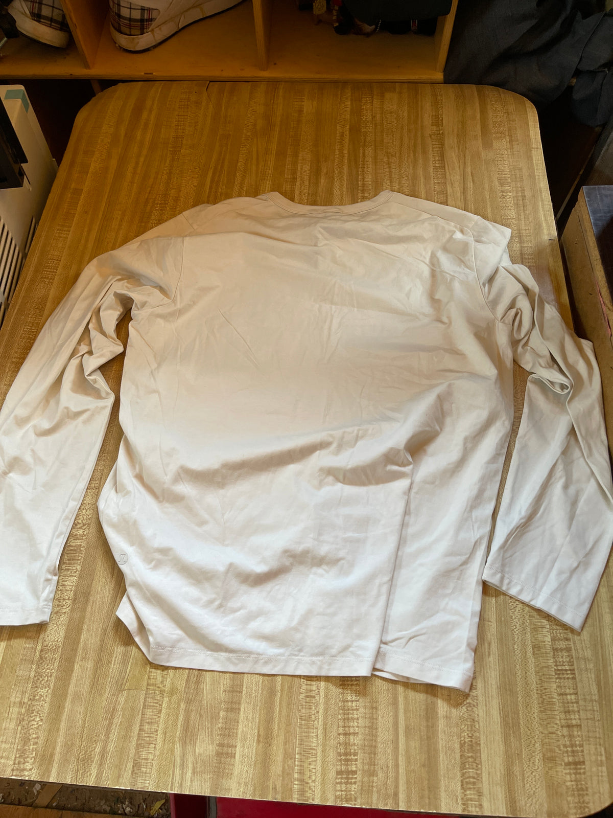 Lululemon long sleeve rash guard medium