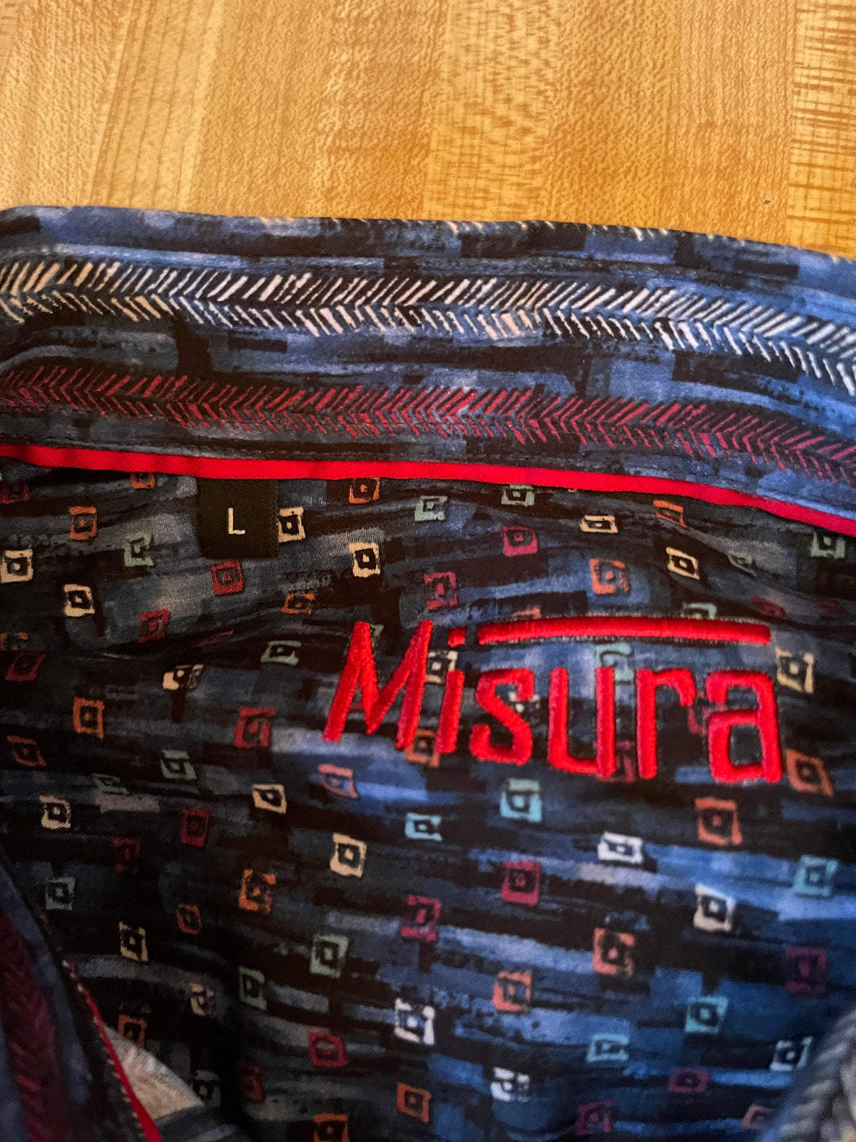 Misura button up Large