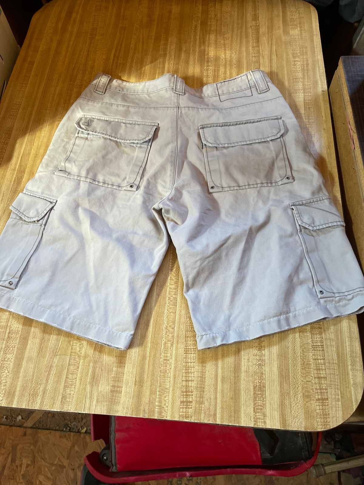 Silvertab cargo shorts 33
