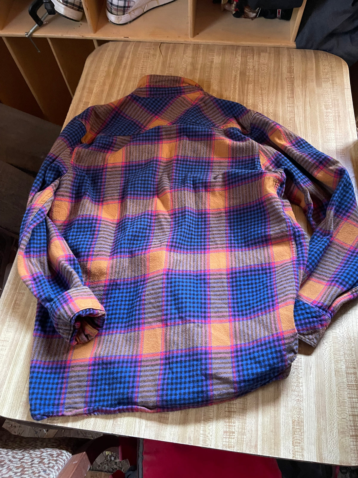 LRG flannel button up xl