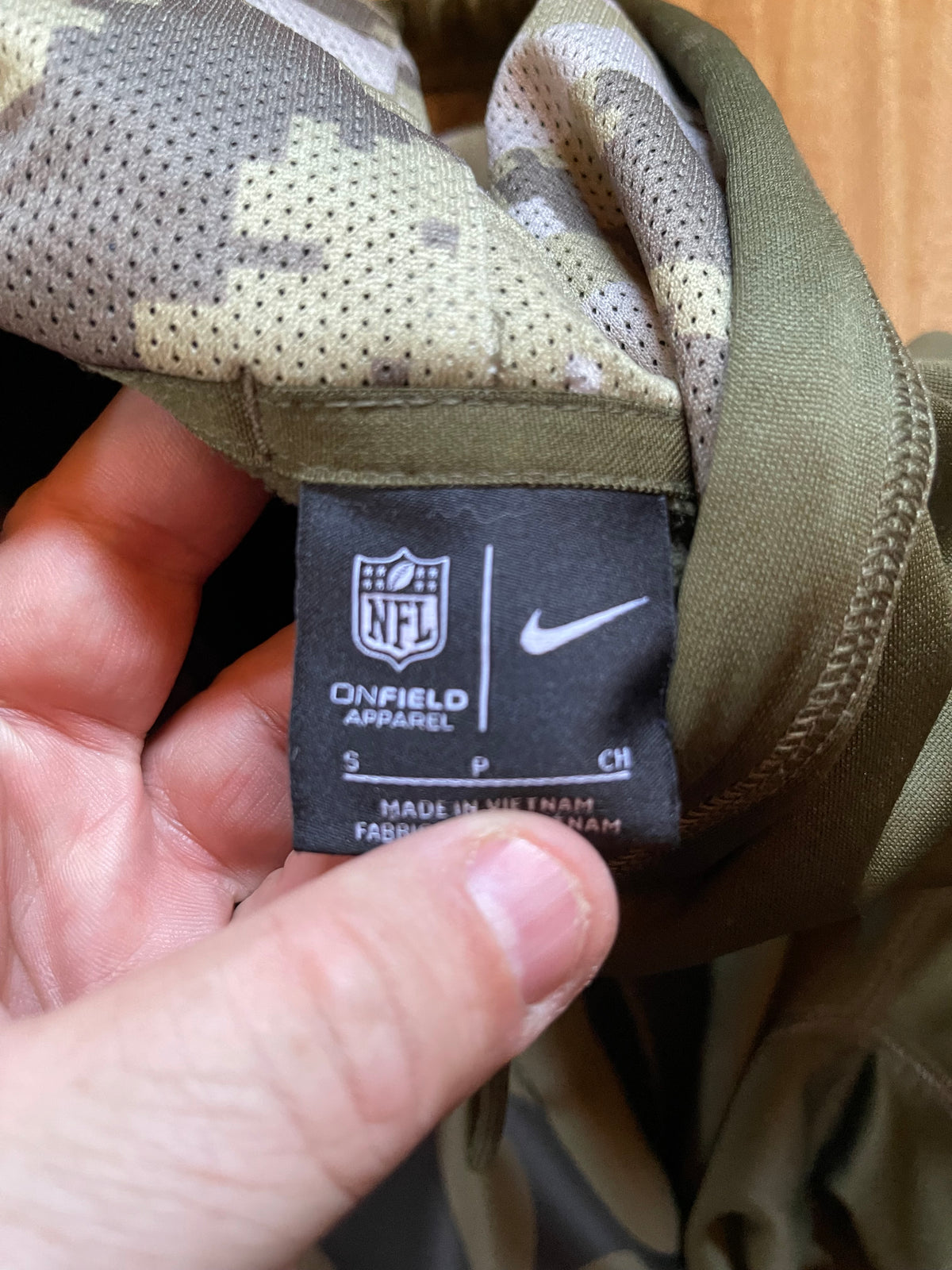 Nike on field salute to the troops Steelers hoodie small