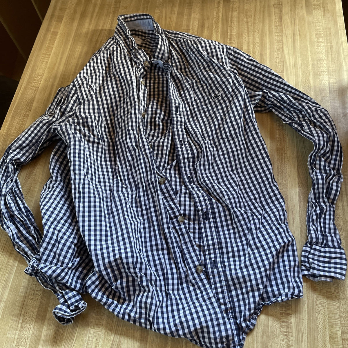 Vineyard Vines Button Up Large 
