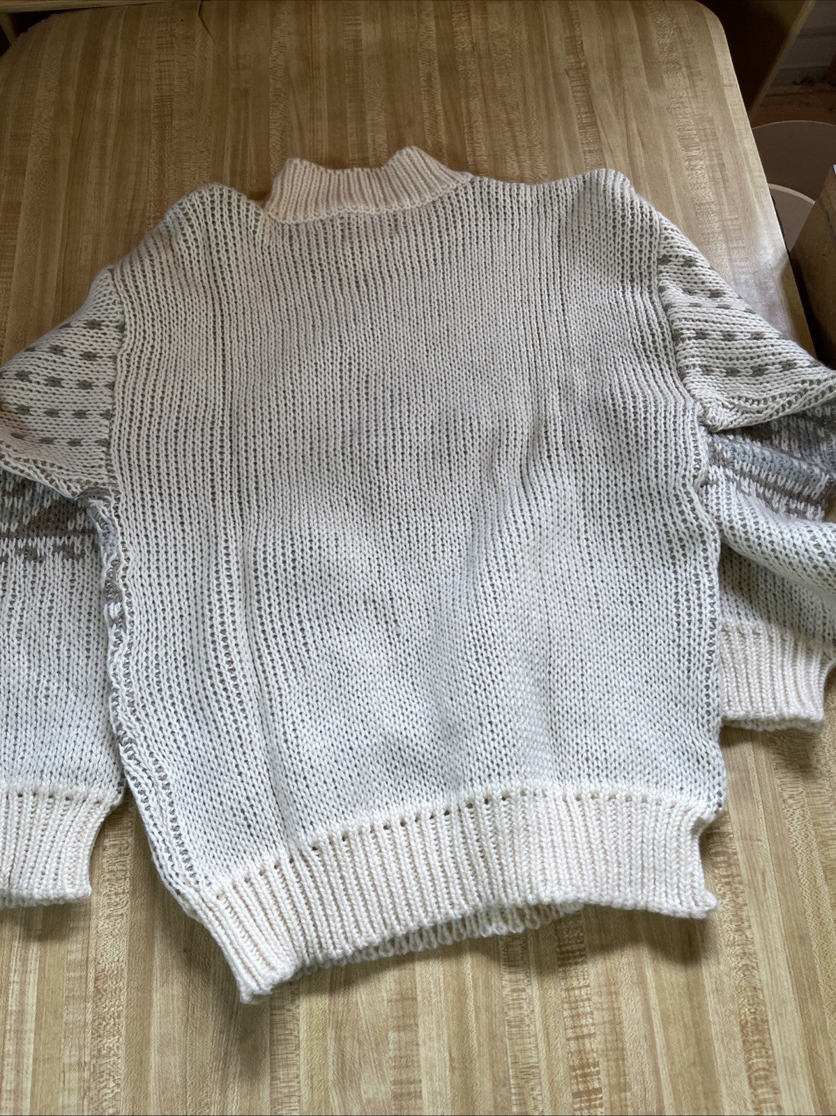 Vintage Saturdays Sweater Medium 