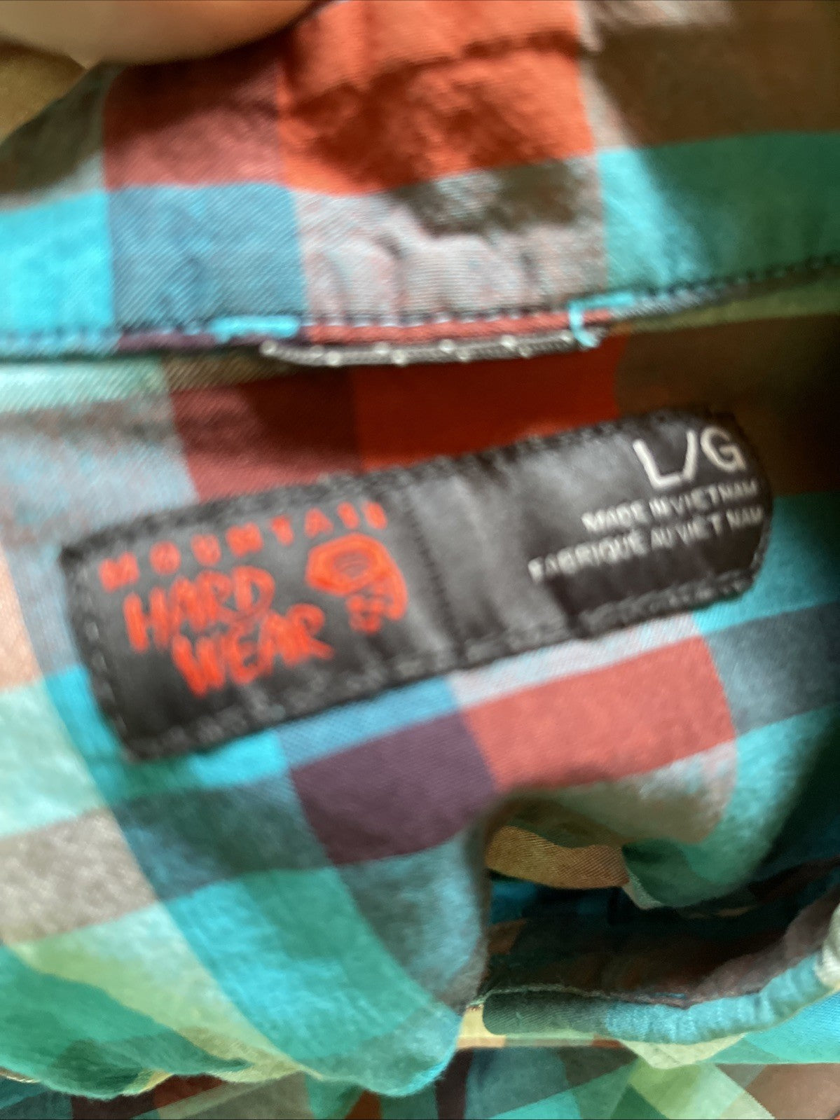 Mountain Hardwear Button Down Large 