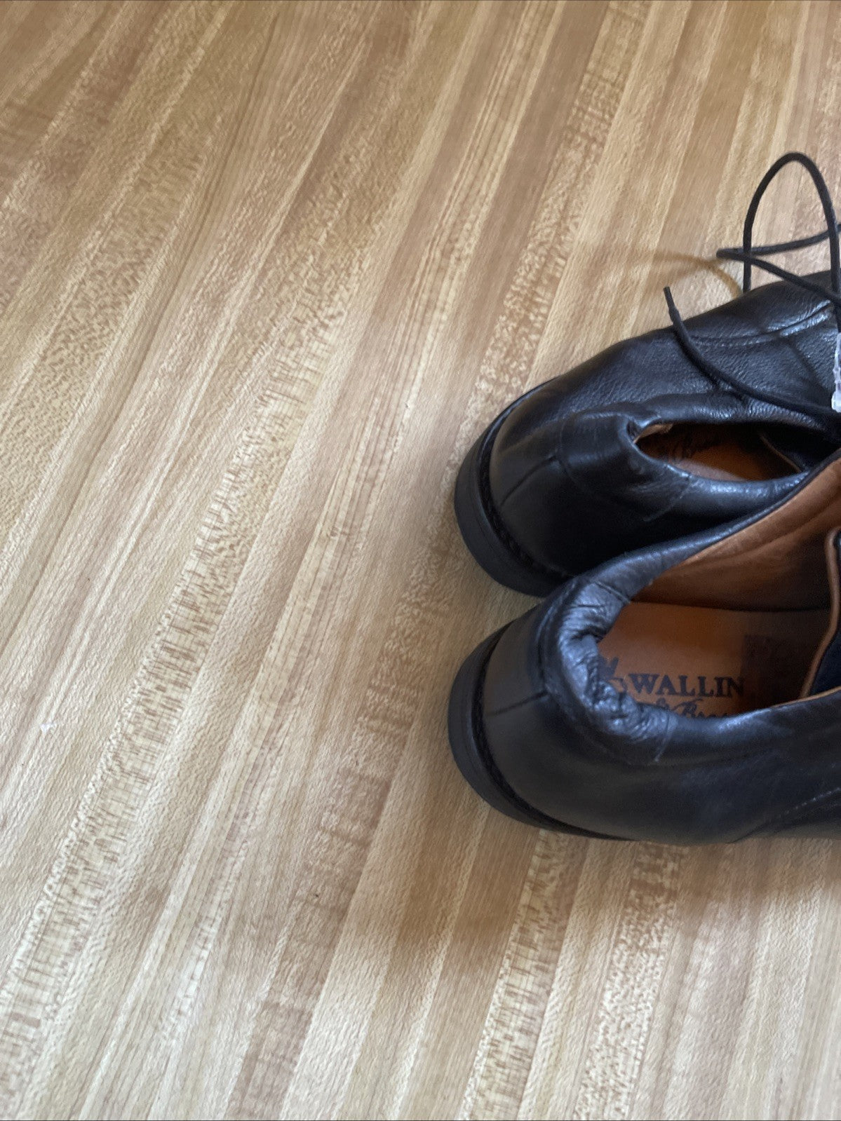 Wallin Bros Shoes 10