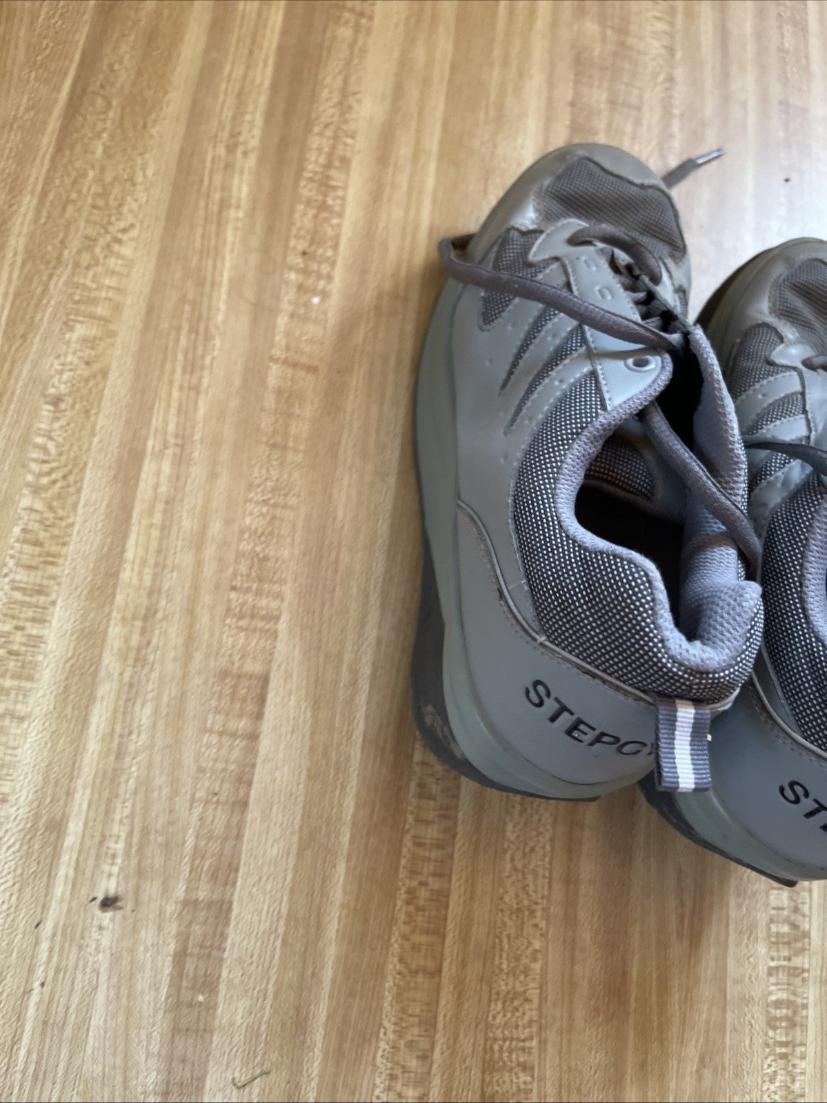 step gym shoes 7