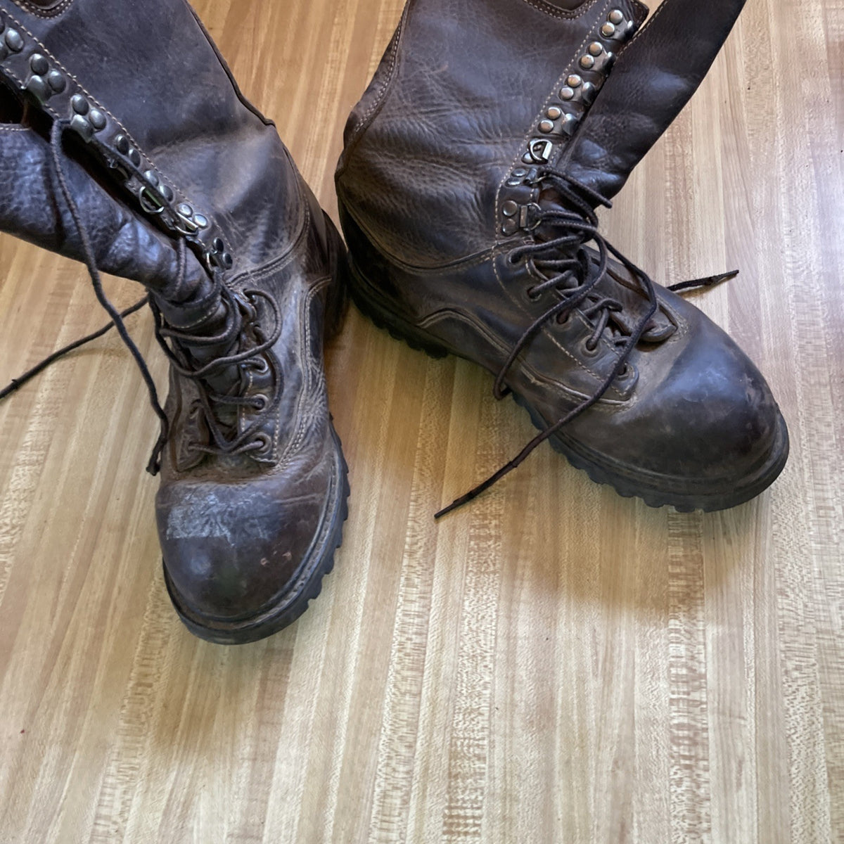 Cabelas Outfitter Gore Tex Boots 9