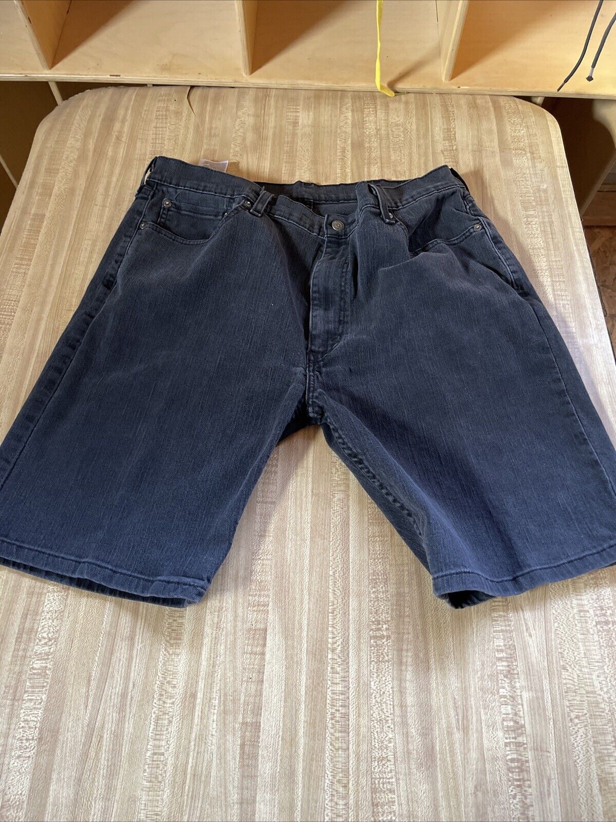 Levi’s Jorts 40