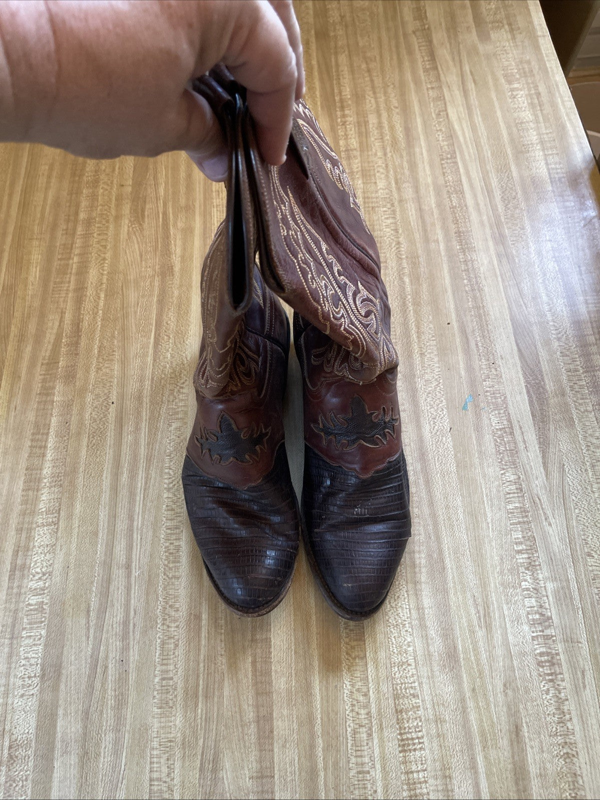 lucchese 1883 mens boots 10D