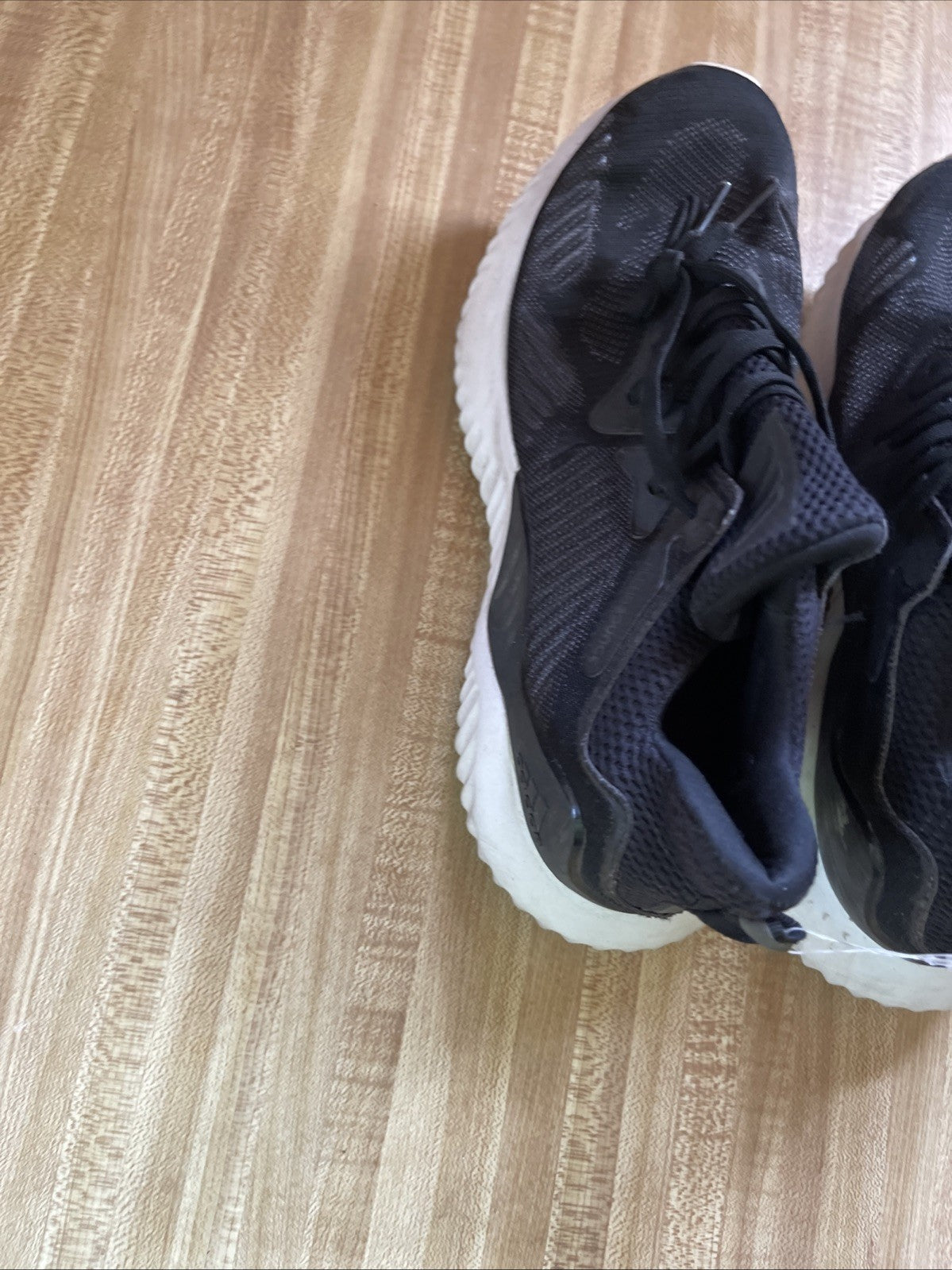 Adidas Alphabounce Continental Size 8.5