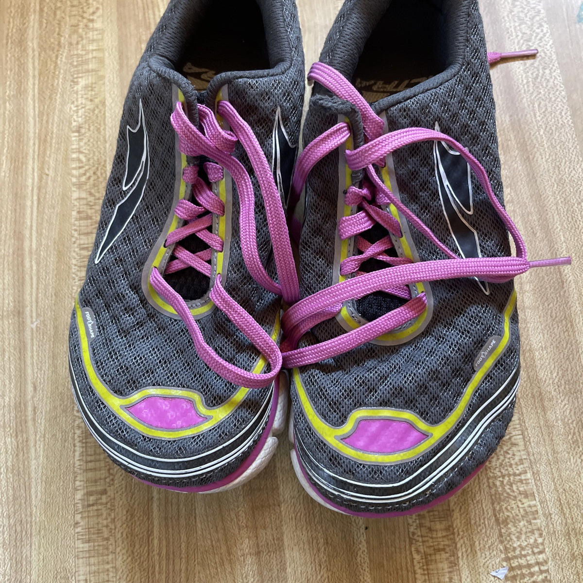 Altra Torin 2 Size 6 Wide