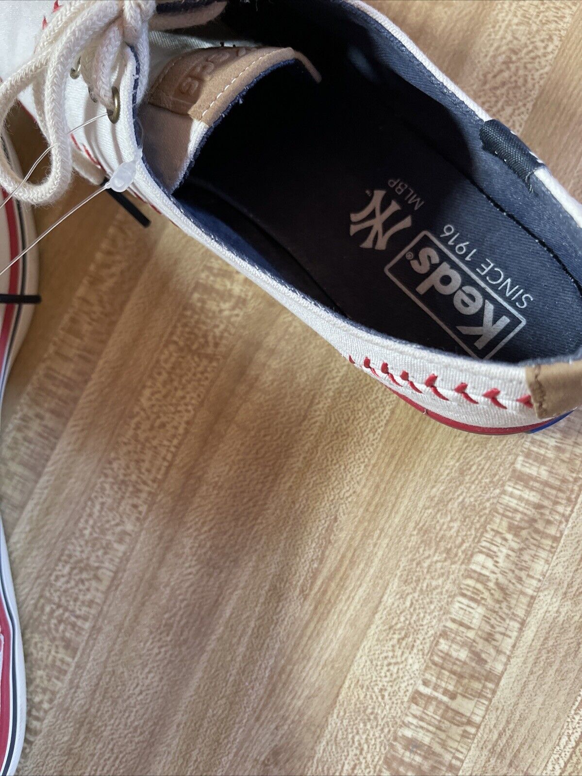 New York Yankees Keds 6.5