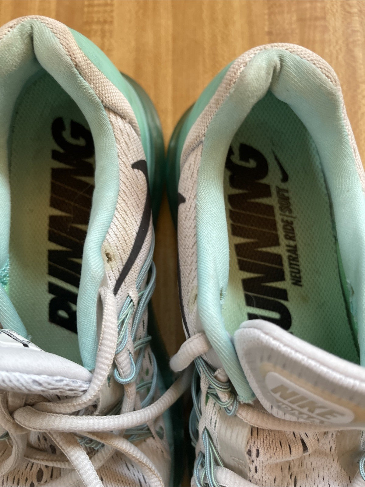 Nike Air Max Running Neutral Ride Soft 8