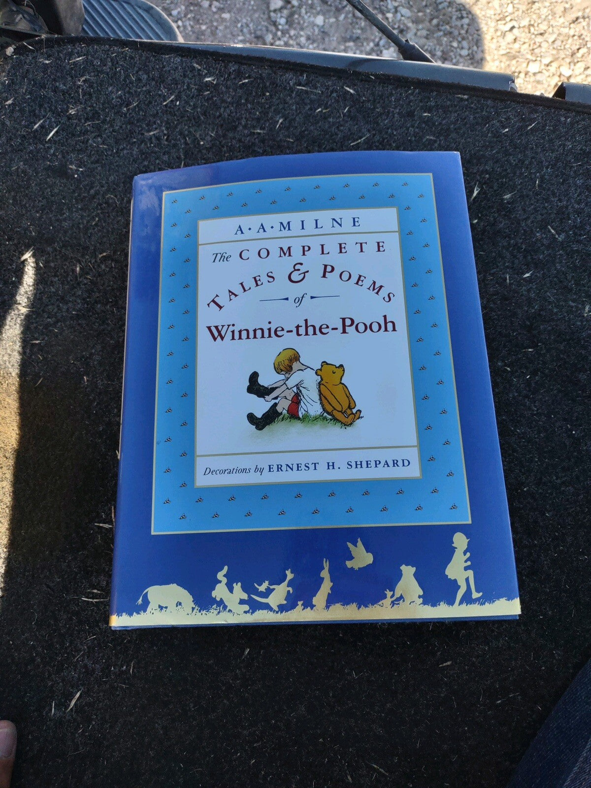 the complete tales and poems of Winnie the Pooh