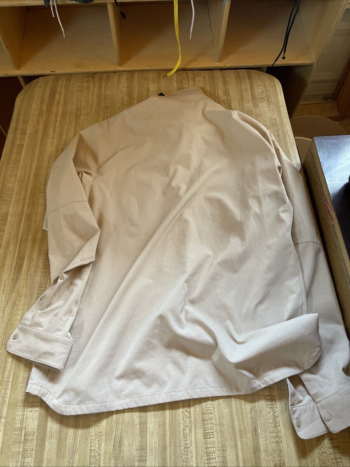 Lululemon Button Down Shirt Large 