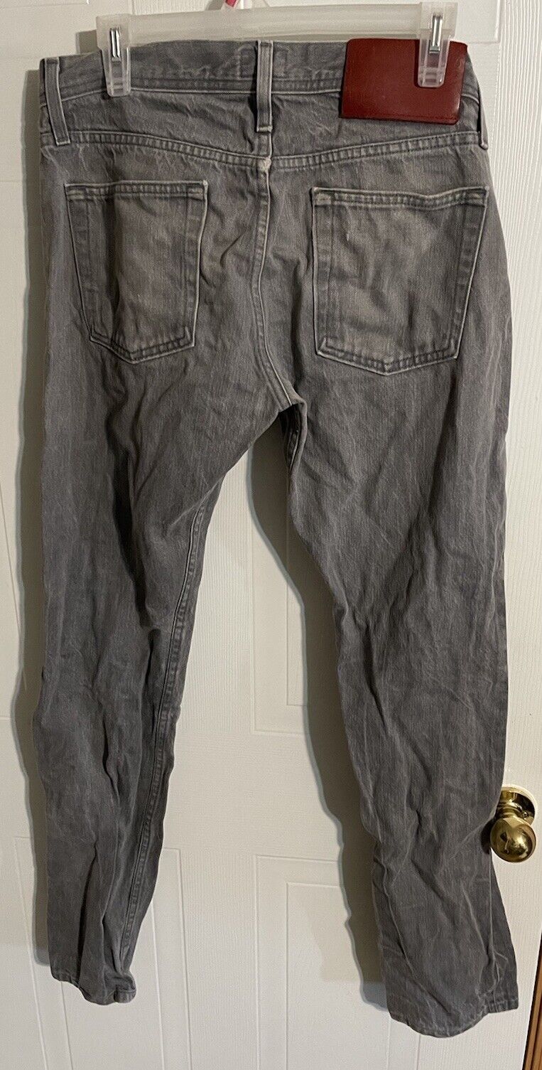 Naked & Famous Weird Guy Gray Selvedge 32x32