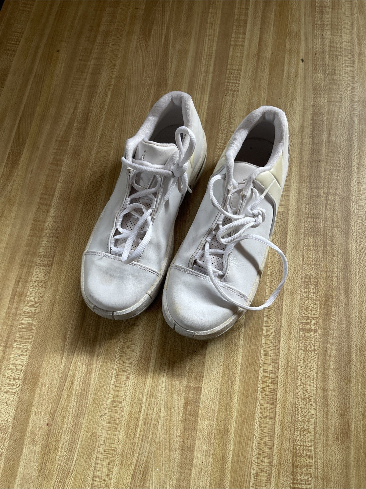 Jordan TE III Size 4.5Y