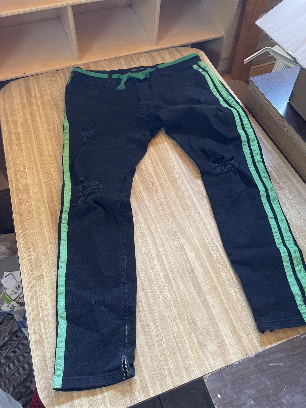 2Y DNM Jeans 18 Women’s 36x28 Men’s