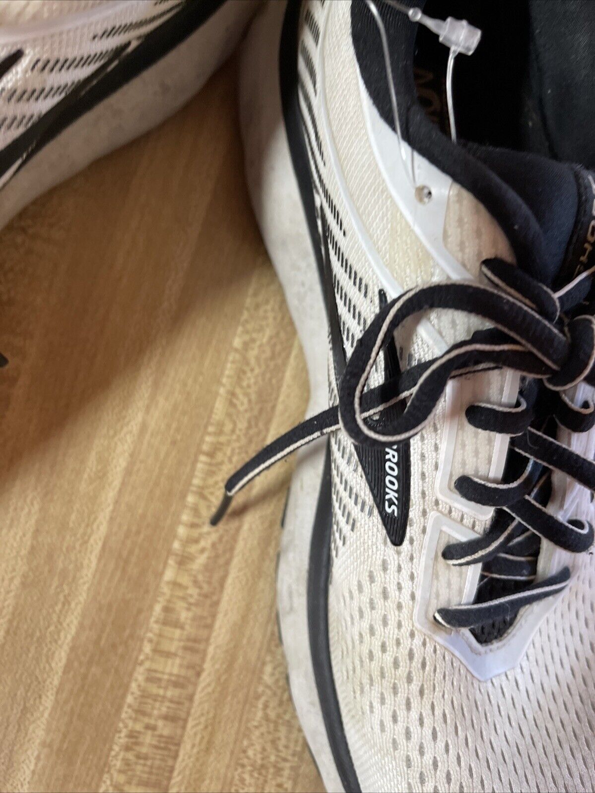 Brooks Ghost 12 Size 9