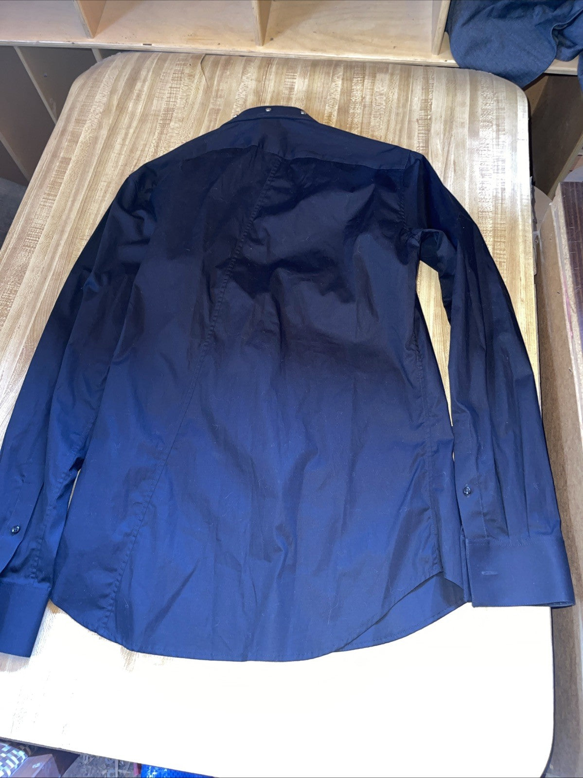 Icosae Button Up Medium NWT 