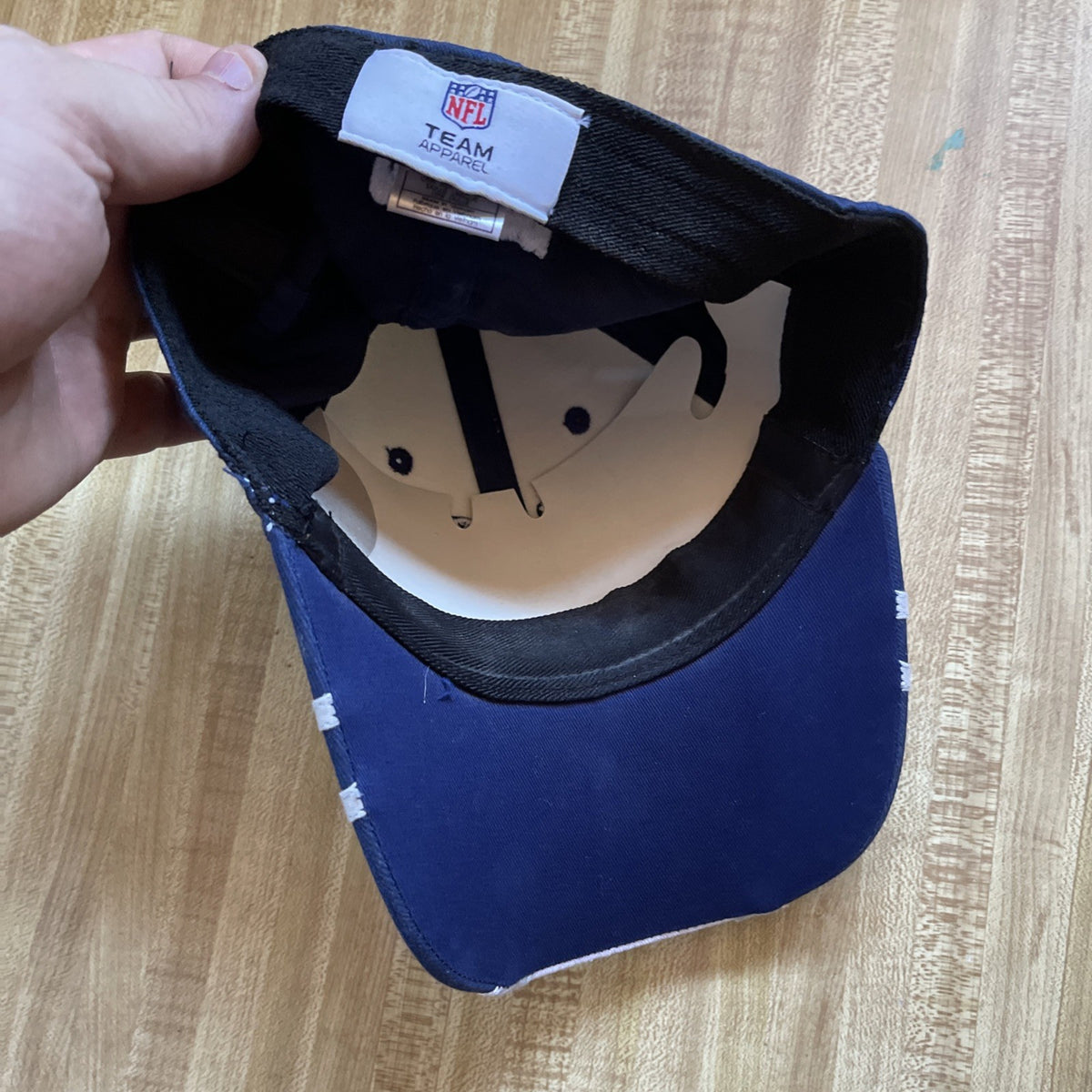 NFL Team Apparel Colts Cap