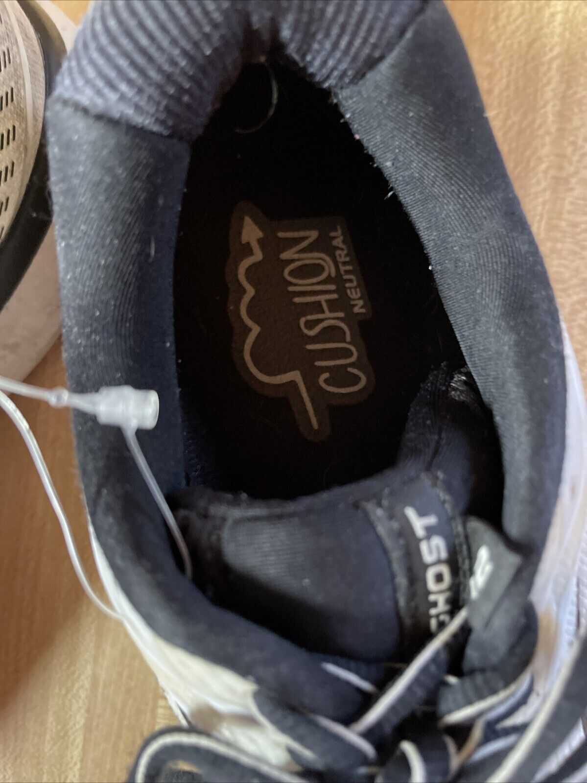 Brooks Ghost 12 Size 9