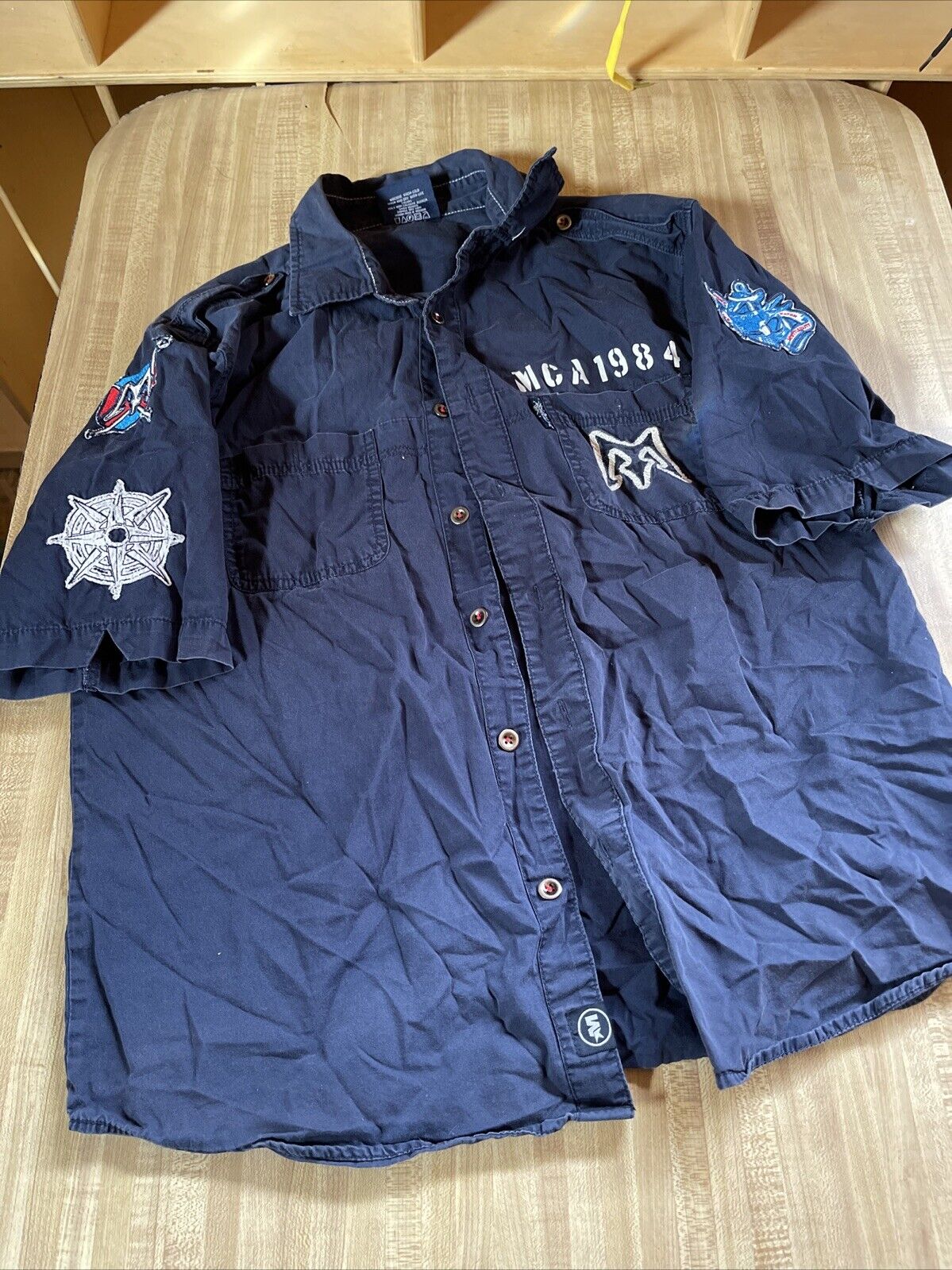 Mecca Button Up Large 