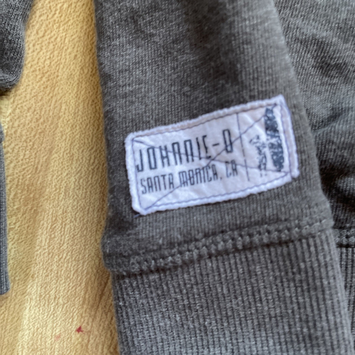 Johnnie O Sweater Large 